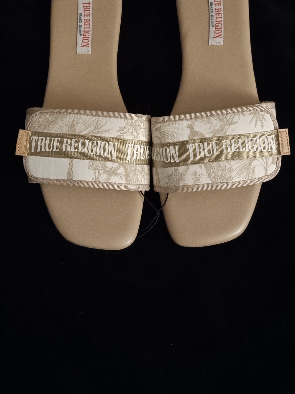True Religion Tan Slide Sandals with Branded Strap Women's Size 9 New With Tags